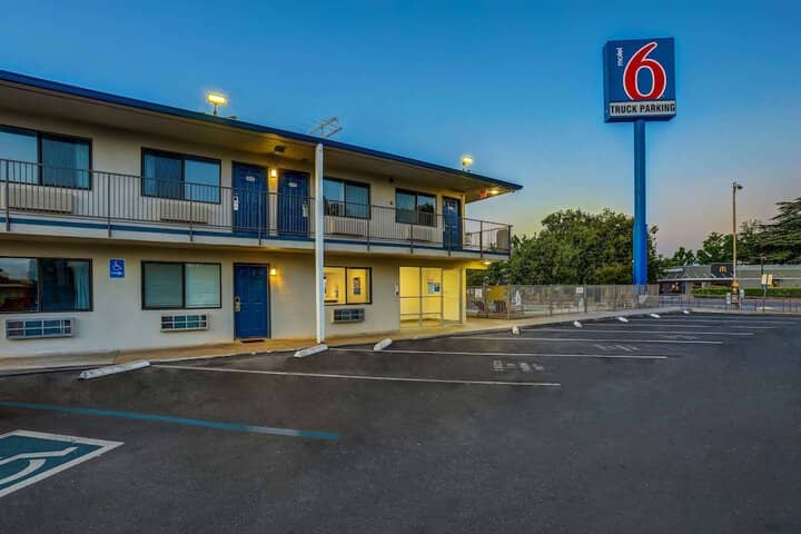 Hotel 26 of 27